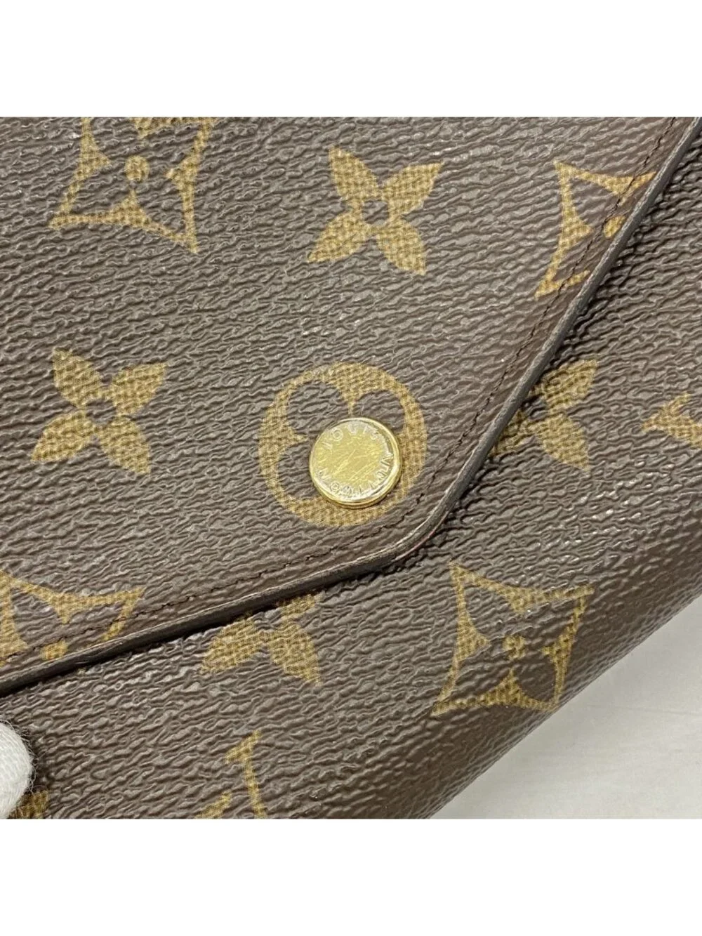 Louis Vuitton storage coin